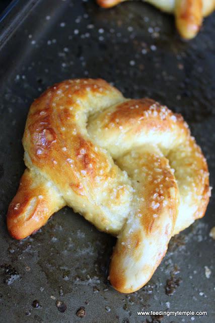 Homemade Soft Pretzels