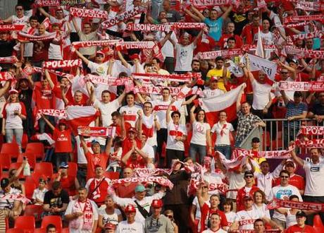 Euro 2012: Five most shocking videos of Polish and Russian hooligans clashing in Warsaw