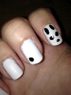 nail of the week: panda nails