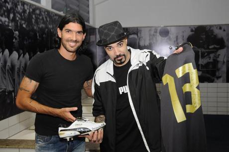 Sebastián Abreu now with Puma (PUMA Football)