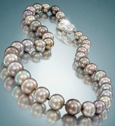 The Cowdray Pearls, a natural gray pearl necklace