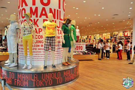 Uniqlo Philippines at the SM Mall of Asia: The Experience