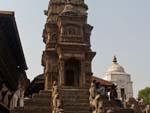 Siddhi Lakshmi Temple, Lohan Dega or Stone Temple, the steps up to the temple are flanked by male and female attendants