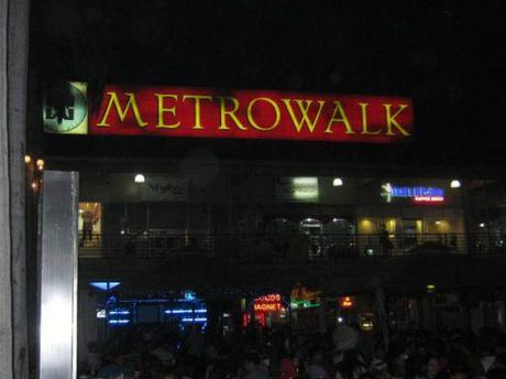 A Night At Metrowalk