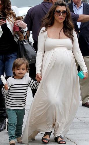 Kourtney Kardashian Pregnant Fashion: Love it or Leave it
