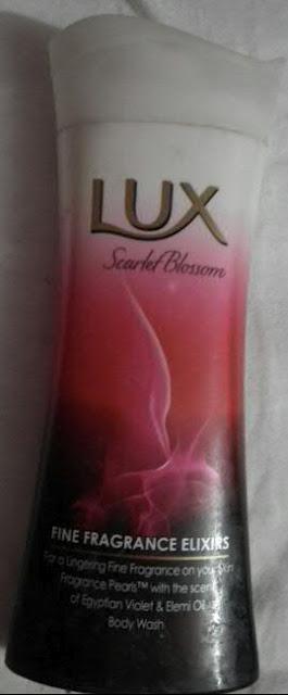 Review: Lux Scarlet Blossom Shower Gel (Shopingaholic Approved Product)