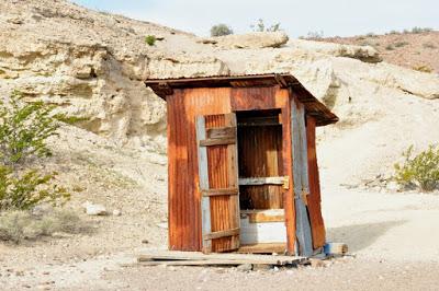 DUBLIN GULCH: ABANDONED CAVE HOMES NEAR DEATH VALLEY, CA, Guest Post by Caroline Hatton