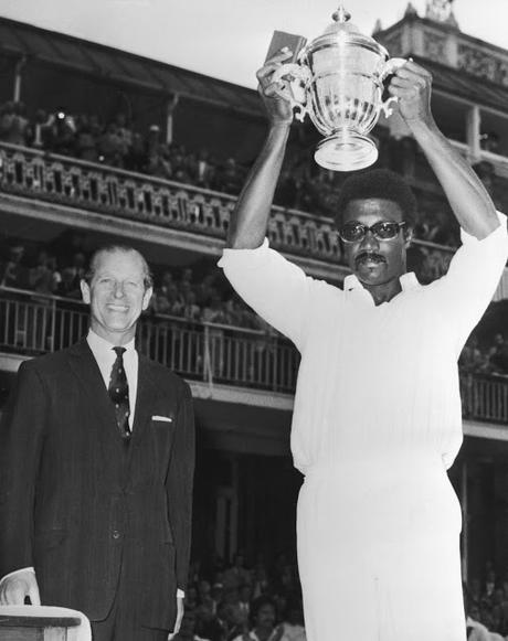 when WI ruled Cricket World ~ something on Clive Lloyd and .. .. Greenidge (3) !!!