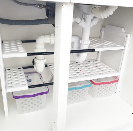 Home Tip; how to organise the cupboard under your kitchen sink | secondblonde