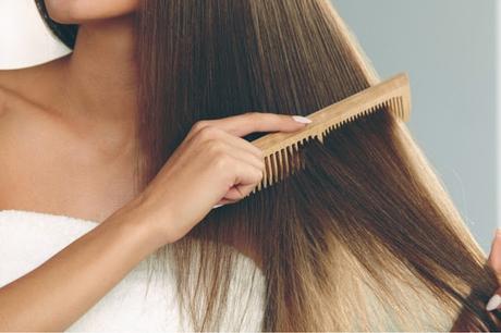 5 Amazing Hacks To Detangle Long Hair In An Instant