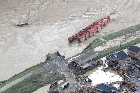 two-dead-and-16-presumed-dead-in-heavy-rain-in-japan