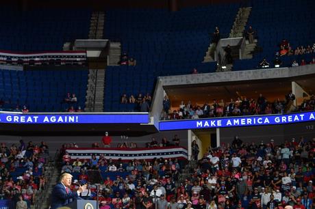 New Hampshire: Outdoor Campaign Rally for Trump - Paperblog