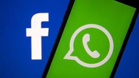 Hong Kong: Facebook and WhatsApp ‘pause’ police help