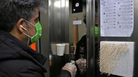 ‘Horrible’ offices look to tempt back workers