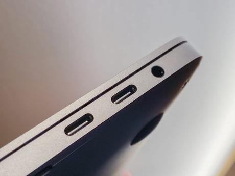 Apple says it’s ‘committed’ to supporting Thunderbolt on new Macs after Intel details latest version – TipsClear