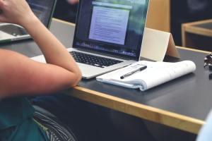 Exams: Why Online Classes Are Tricky Job