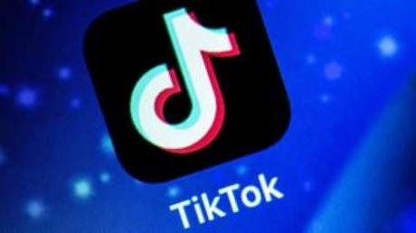 TikTok: Amazon says email asking staff to remove app ‘sent in error’