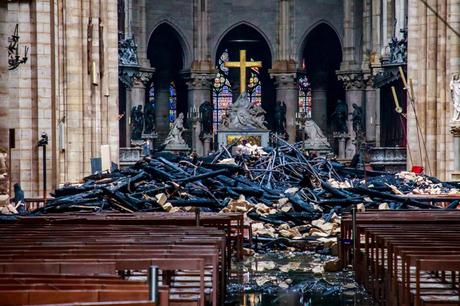 Notre-Dame de Paris: a cathedral “conforming” to the original, Macron slice