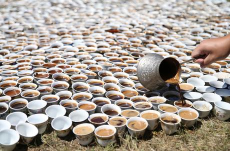 Bosnia: Muslims commemorate 25 years of the Srebrenica genocide