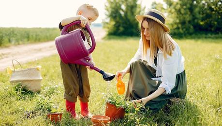 15 Handy Tips to Help You Become a Green Parent (with Infographic)