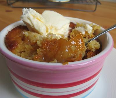Golden Syrup Puddings
