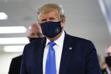 donald-trump-wears-mask-in-public-for-the-first-time