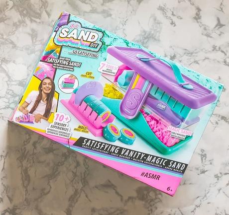 Win A So Sand DIY Satisfying Sand Tool Case