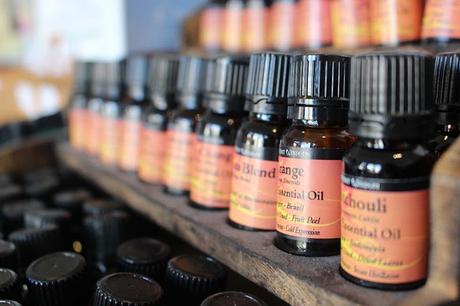 9 Commonly Used Essential Oils in Beauty Products - Uses And Benefits