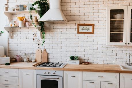 Kitchen Makeover Ideas For The Frugal Homeowner