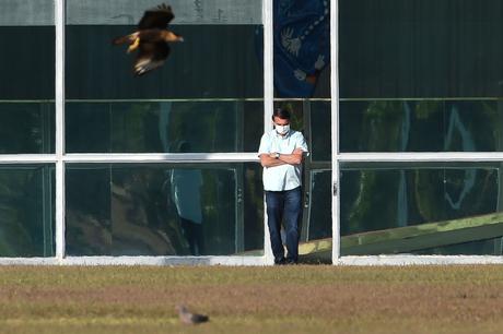 jair-bolsonaro's-quarantine-continues