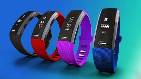 Top 10 Best Fitness Trackers with Reviews and Ratings.