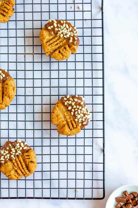 Keto Peanut Butter Cookies