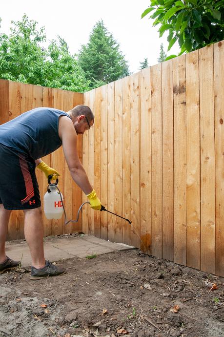 Protecting Our Fence With Clear Waterproof Sealant