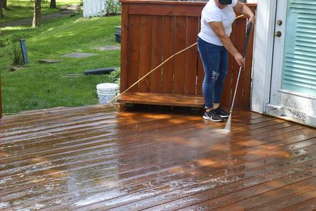 Stain Your Deck the Right Way with Olympic Stains