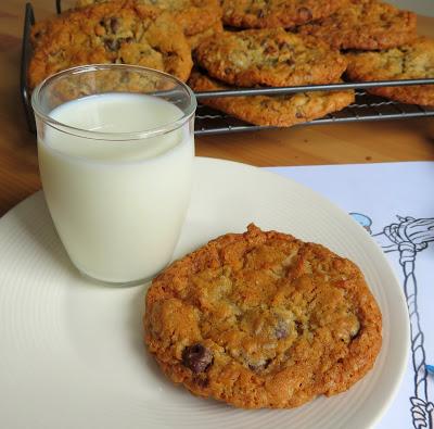 Loaded Cowboy Cookies 