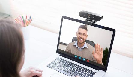 This 2K webcam is your $30 social distancing antidote This 2K webcam is your $30 social distancing antidote