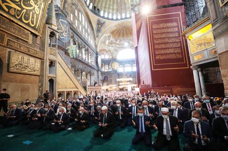 reconversion-of-hagia-sophia:-turkey-denounces-greece's-“hostility”