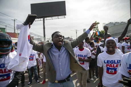 Haiti: worshipers demonstrate against “immorality” of new penal code