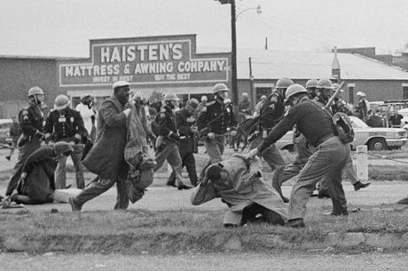 A strong tribute in symbols to the figure of civil rights John Lewis