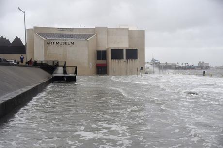 Hanna, demoted to tropical storm, hits Texas