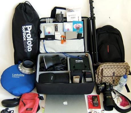 4 Essential Photography Gears for Snagging Chicks on Your Solo Travels