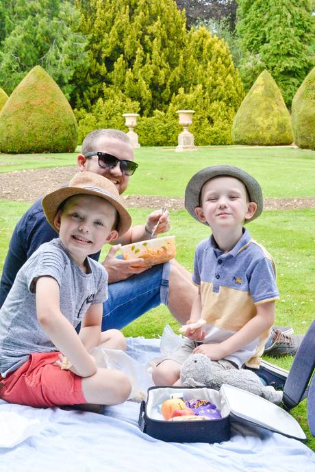 A Picnic At And Visit To Castle Ashby Gardens