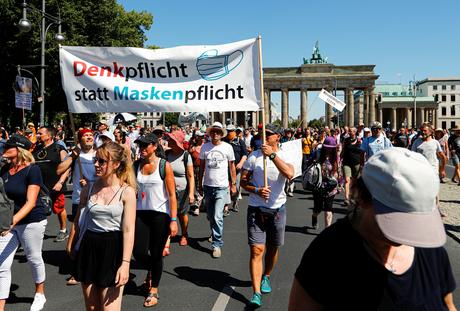 Anti-COVIDs make their voices heard in Berlin