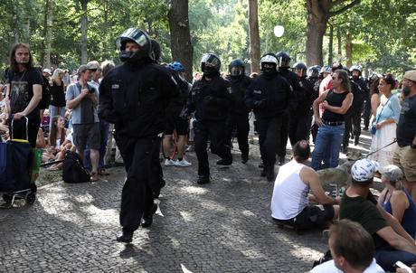 Demonstrations in Berlin on Saturday: 45 police officers injured