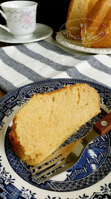 Eggnog pound cake