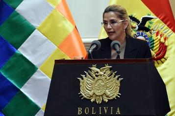  COVID-19: la présidente de la Bolivie annonce son rétablissement)