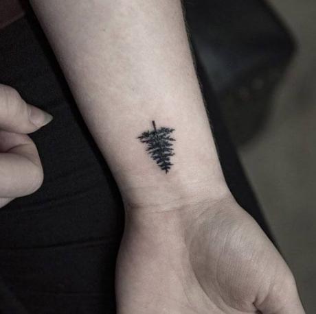 Top Beautiful Small Tattoos For Men (2020)