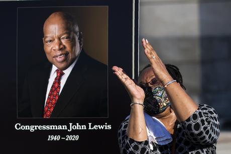 trump-avoids-paying-homage-to-civil-rights-figure-john-lewis