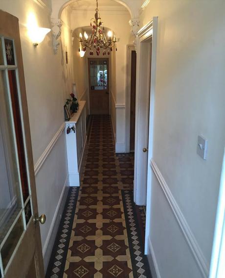 the victorian hallway before photo