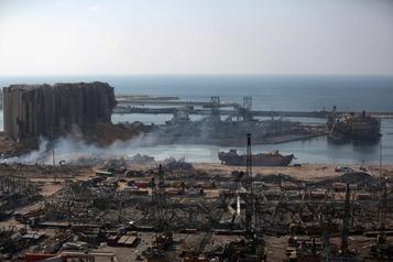  Explosions à Beyrouth: 16 fonctionnaires du port en détention)